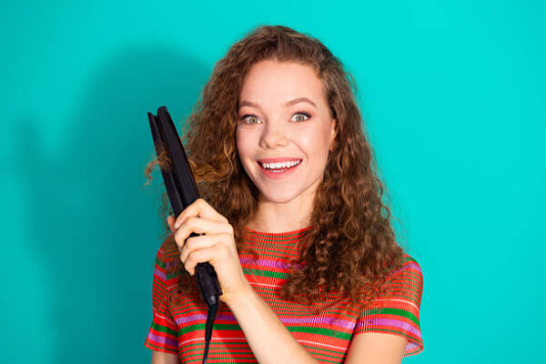 Styling Techniques with Cordless Curlers & Innovative Tools